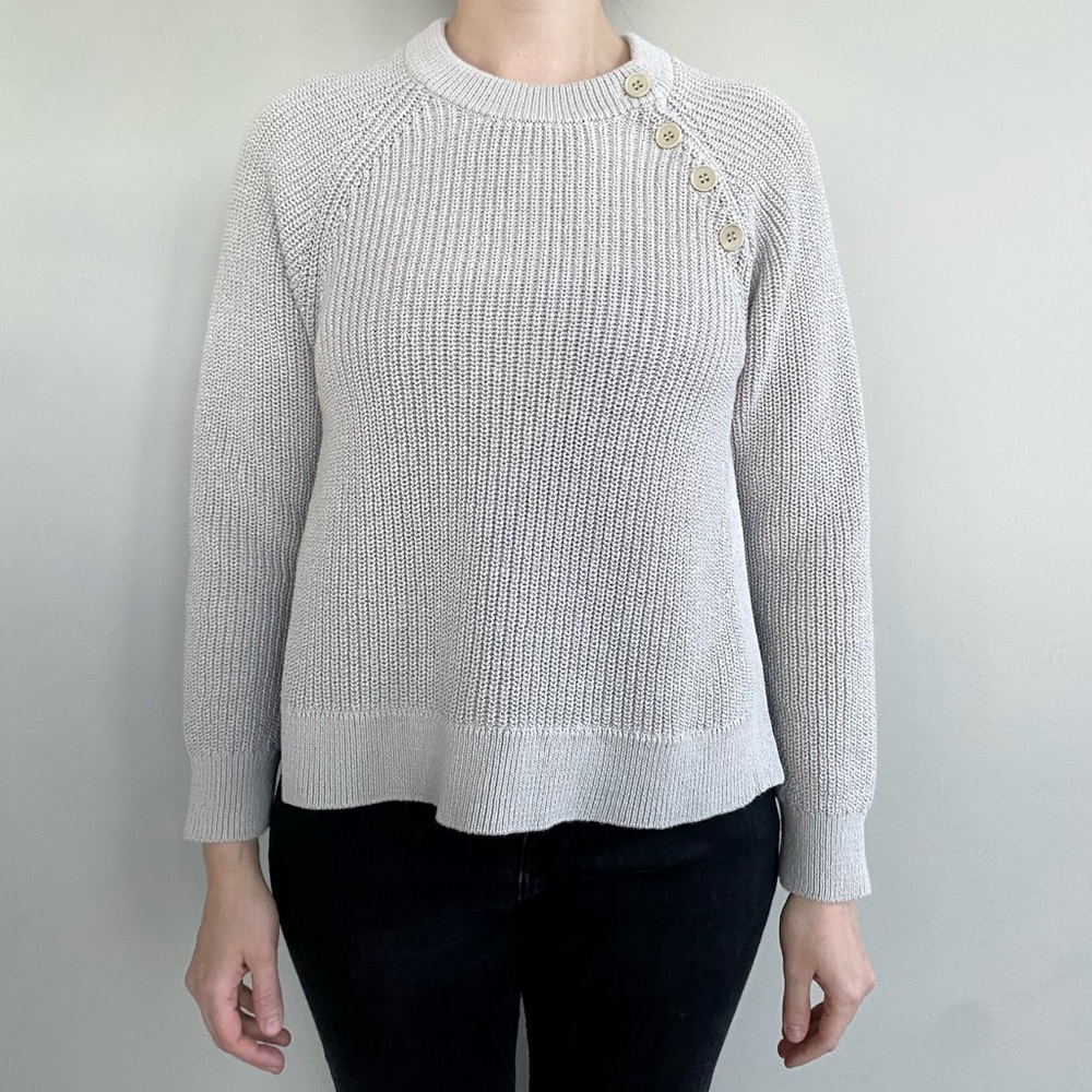 Filippa K. raglan sleeve sweater. 🩶